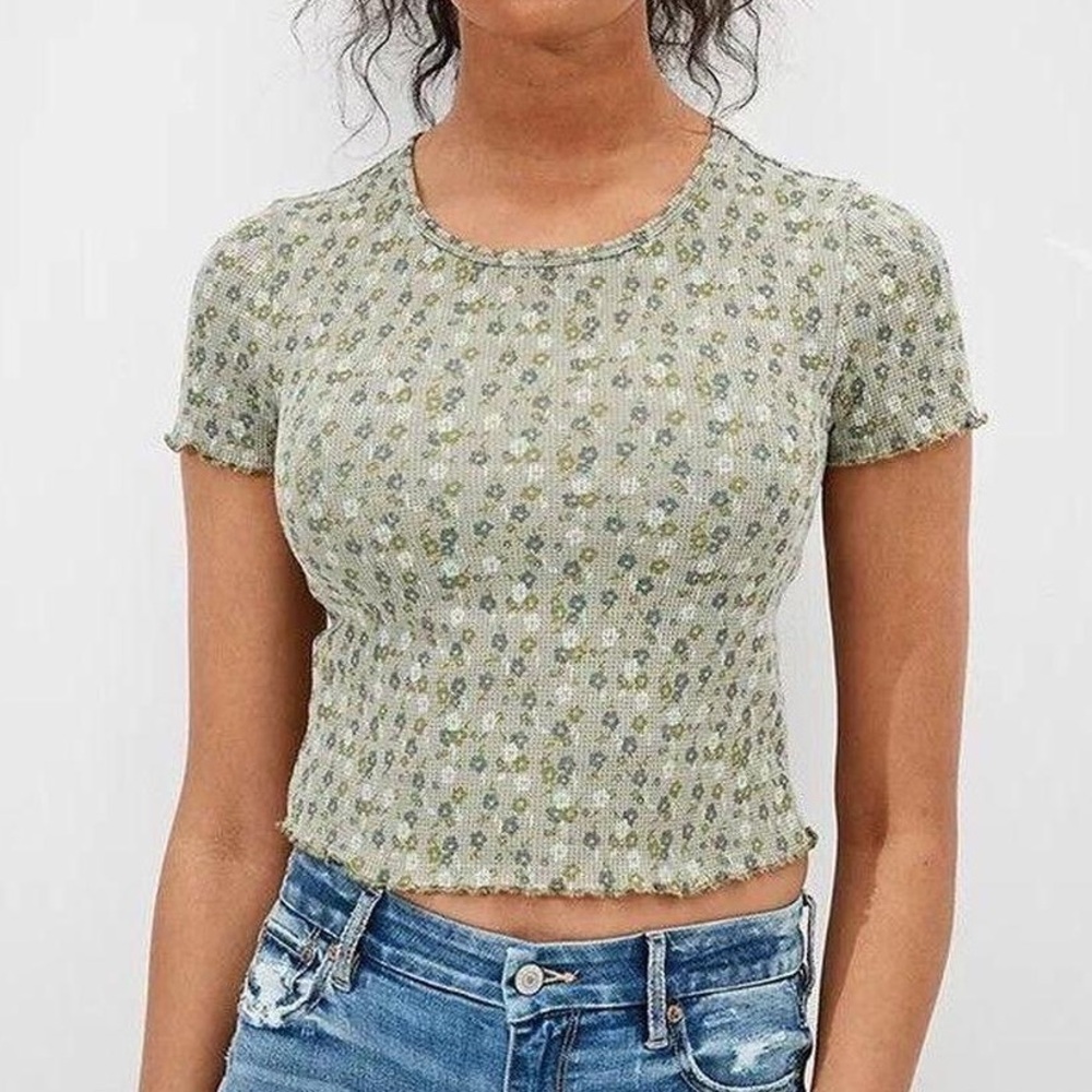 American Eagle Fitted Top